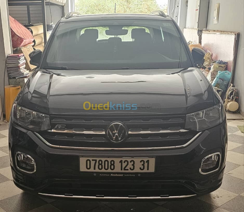 Volkswagen T-Cross 2023 R- LINE