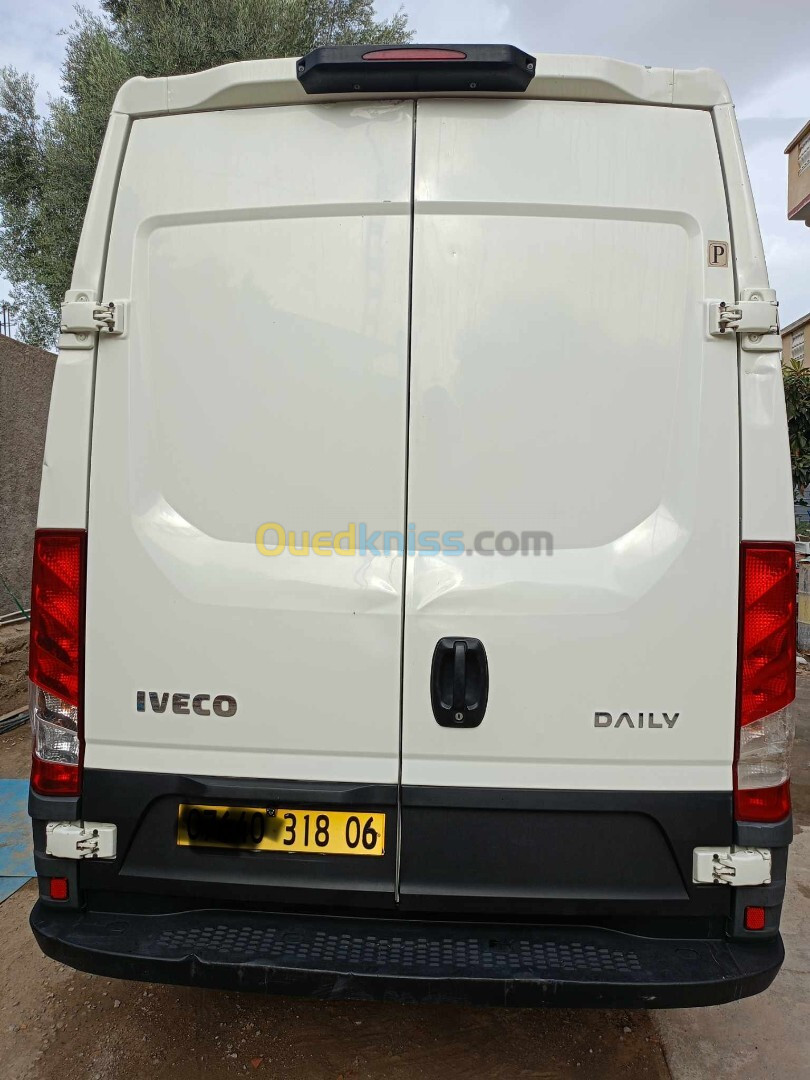 Iveco C 15 2018