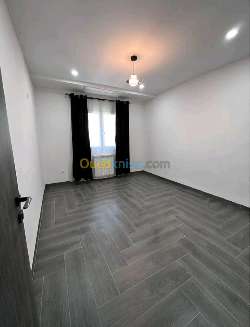 Vente Appartement F5 Alger Bordj el kiffan