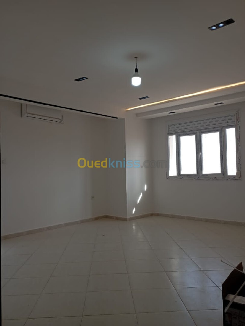 Location Appartement F3 Oran Bir el djir