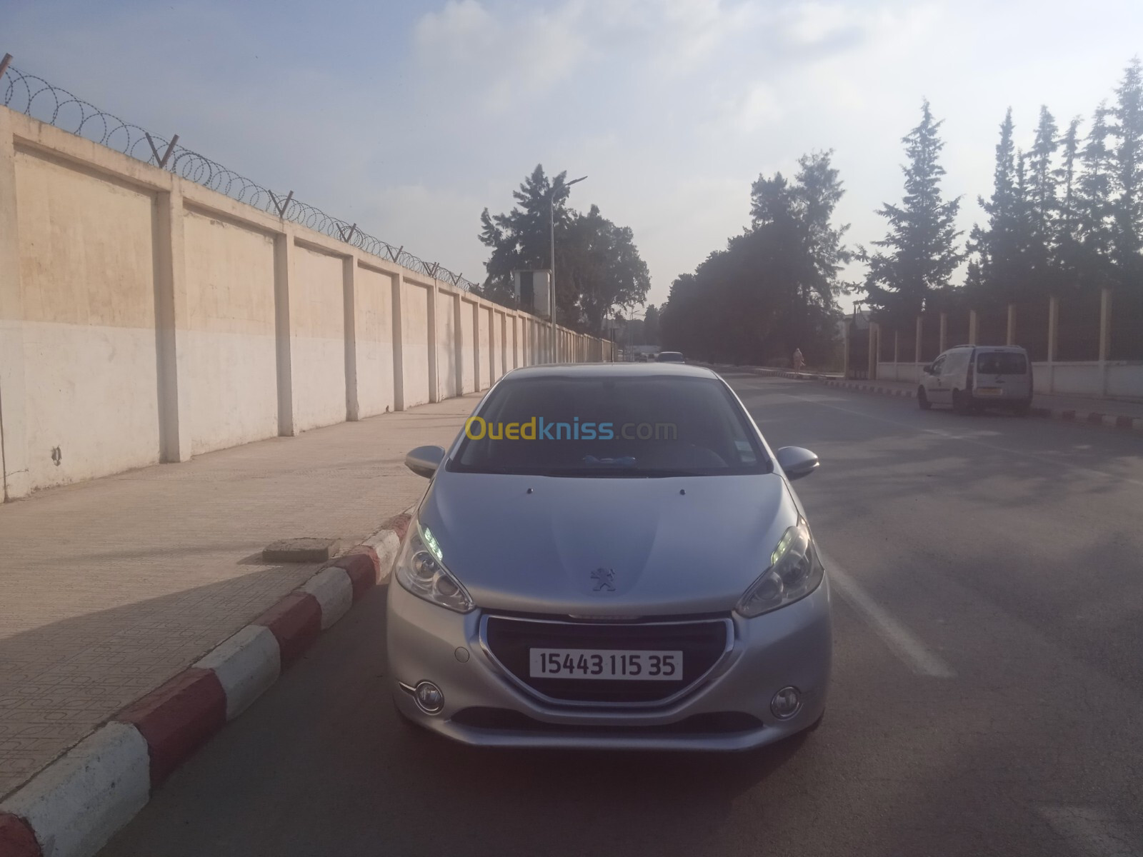 Peugeot 208 2015 208