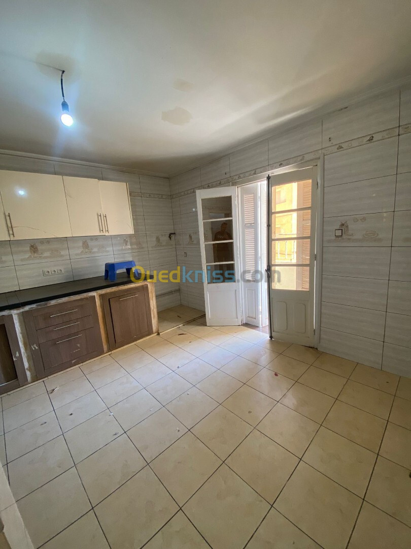 Vente Appartement F3 Chlef Chlef