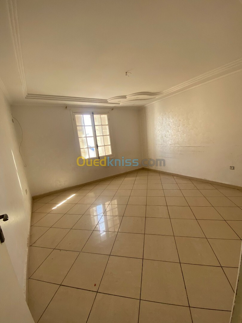 Vente Appartement F3 Chlef Chlef