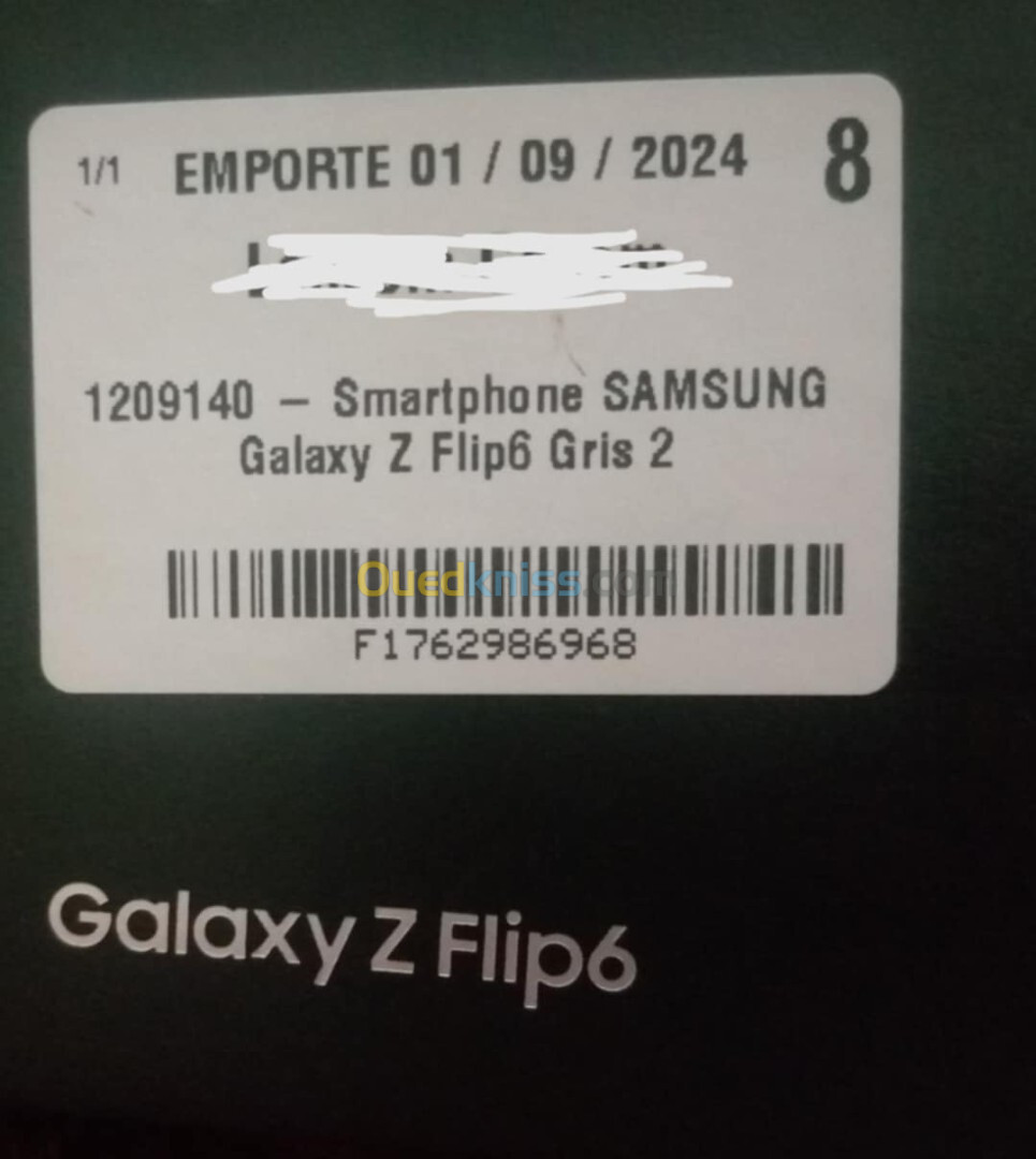 Samsung Galaxy Z Flip 6 Gris 2