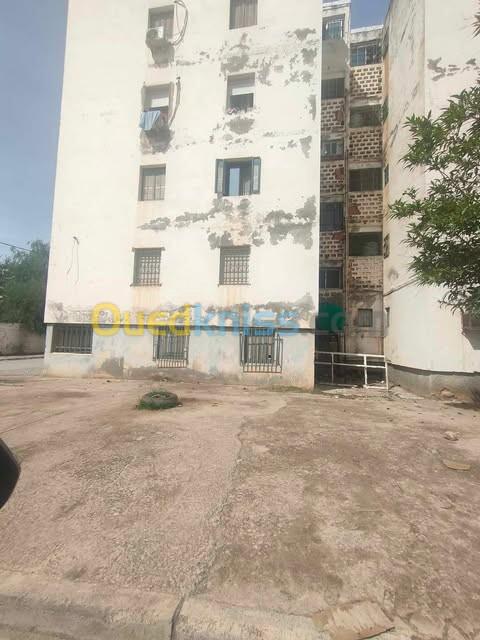 Location Appartement F4 Jijel Taher