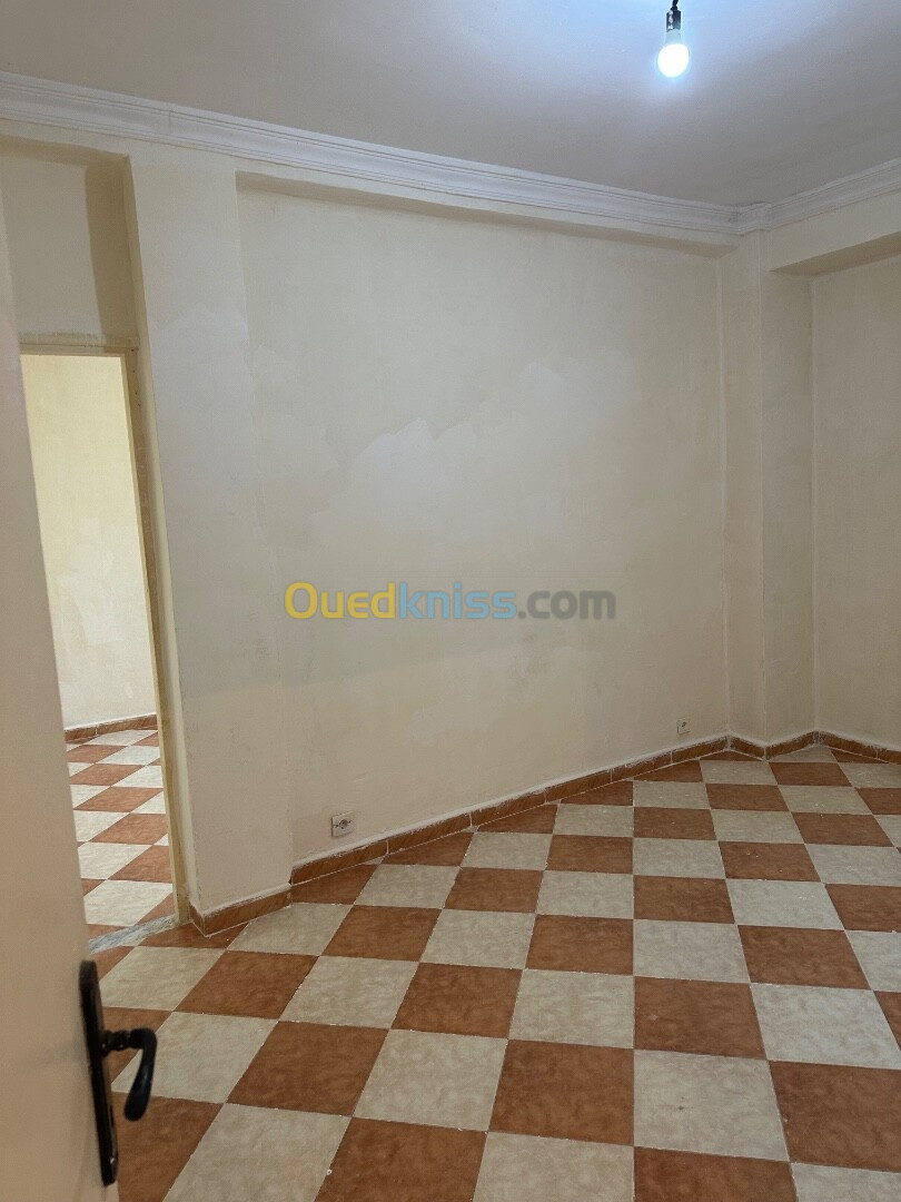 Location Appartement F4 Alger Rouiba