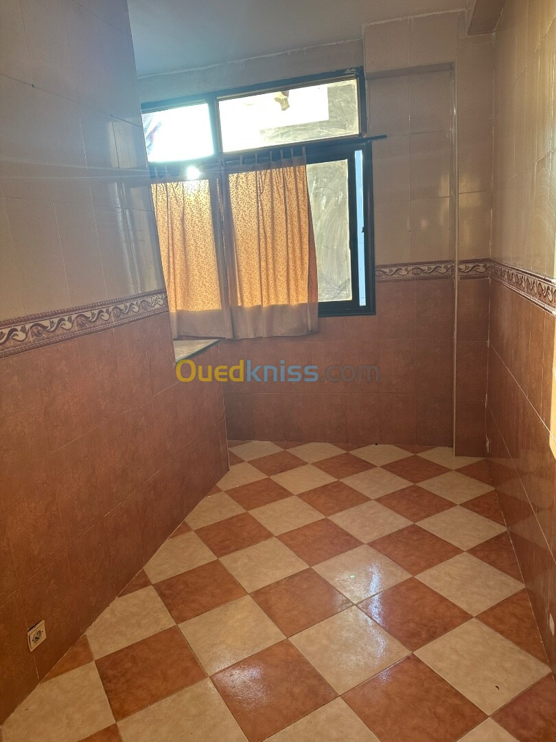 Location Appartement F4 Alger Rouiba