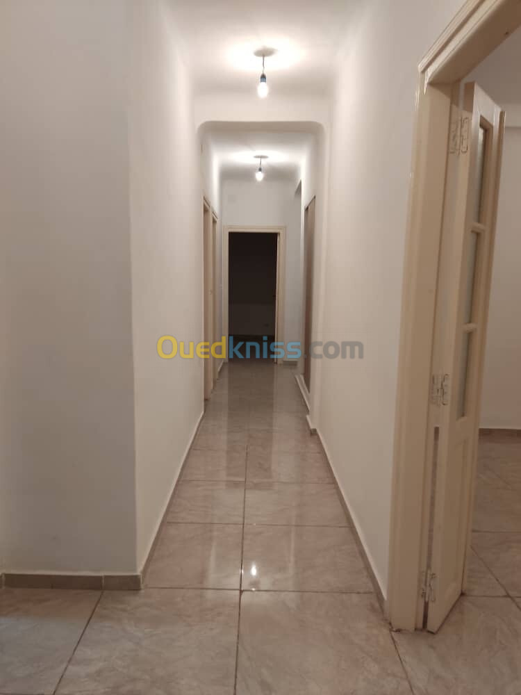 Location Appartement F4 Alger Reghaia