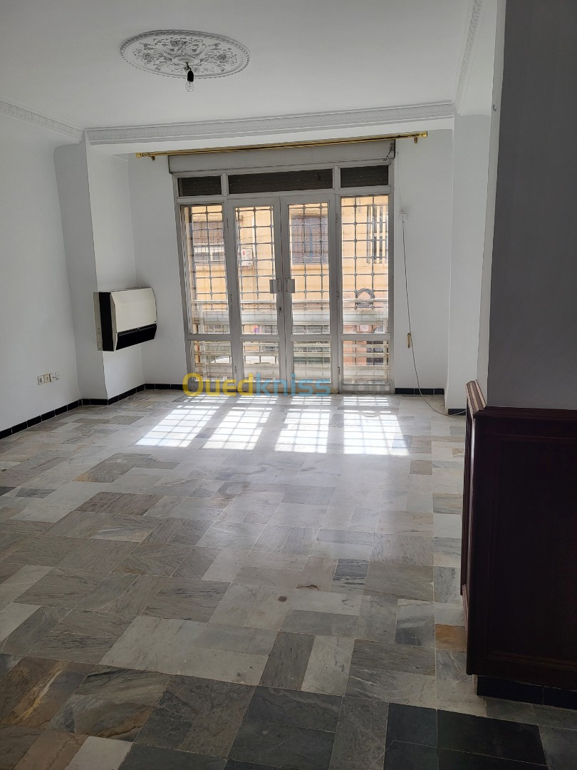 Vente Appartement F5 Alger Ben aknoun