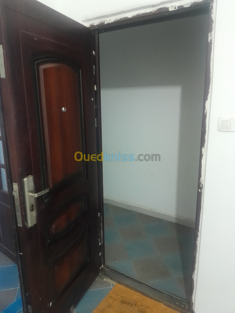 Location Appartement F1 Alger Ain naadja