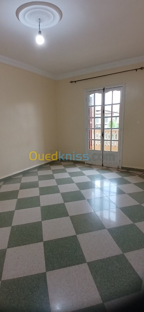 Location Niveau De Villa F4 Alger Ain naadja