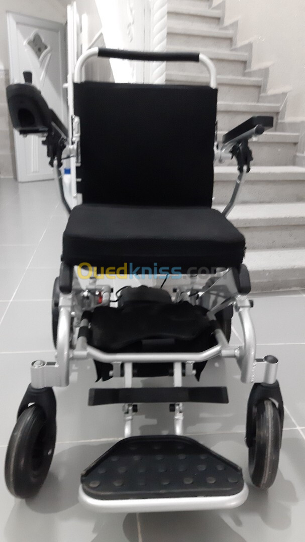 Fauteuil roulant électrique marque eloflex