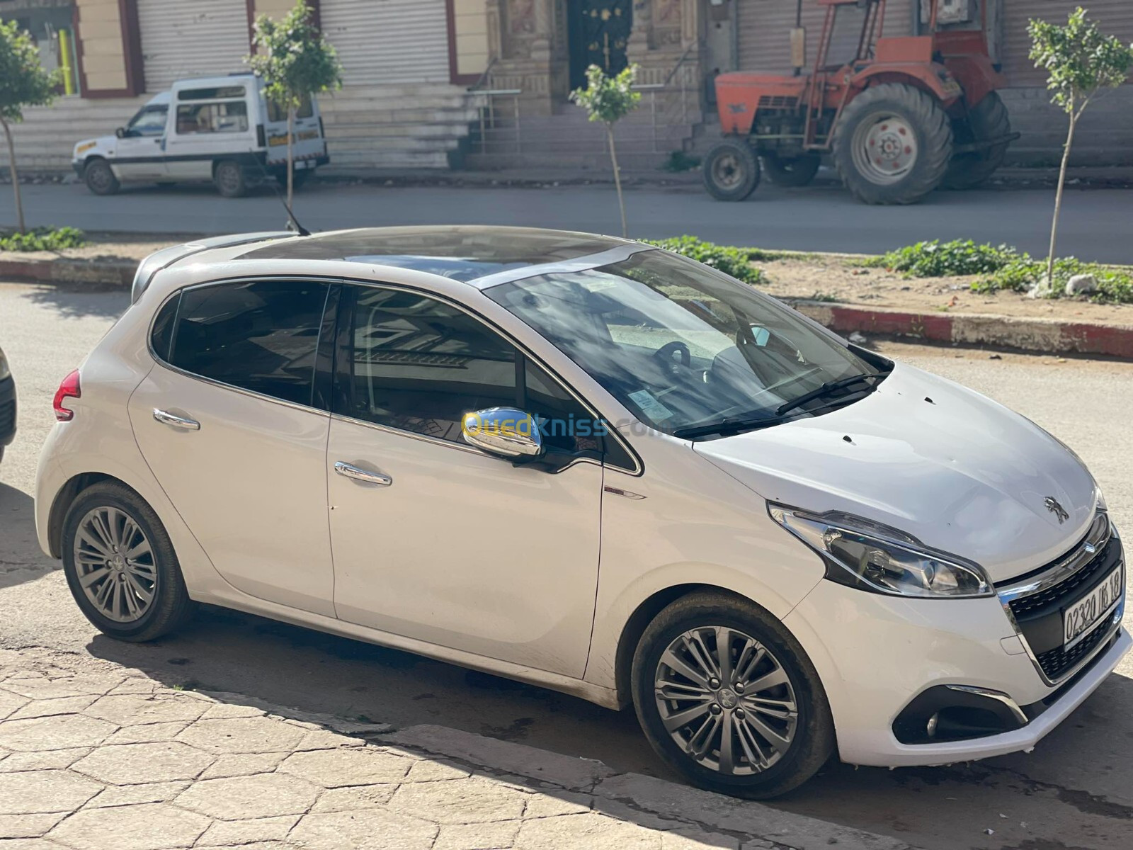 Peugeot 208 2016 Allure Facelift