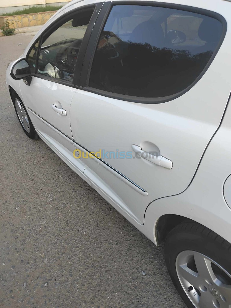 Peugeot 207 2012 207