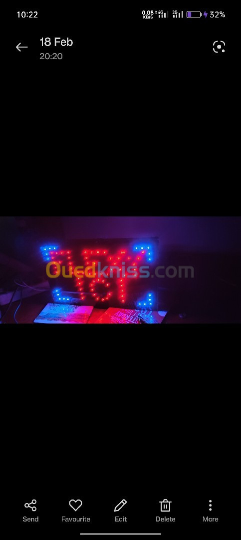 Plaque lumineuse flexy ici