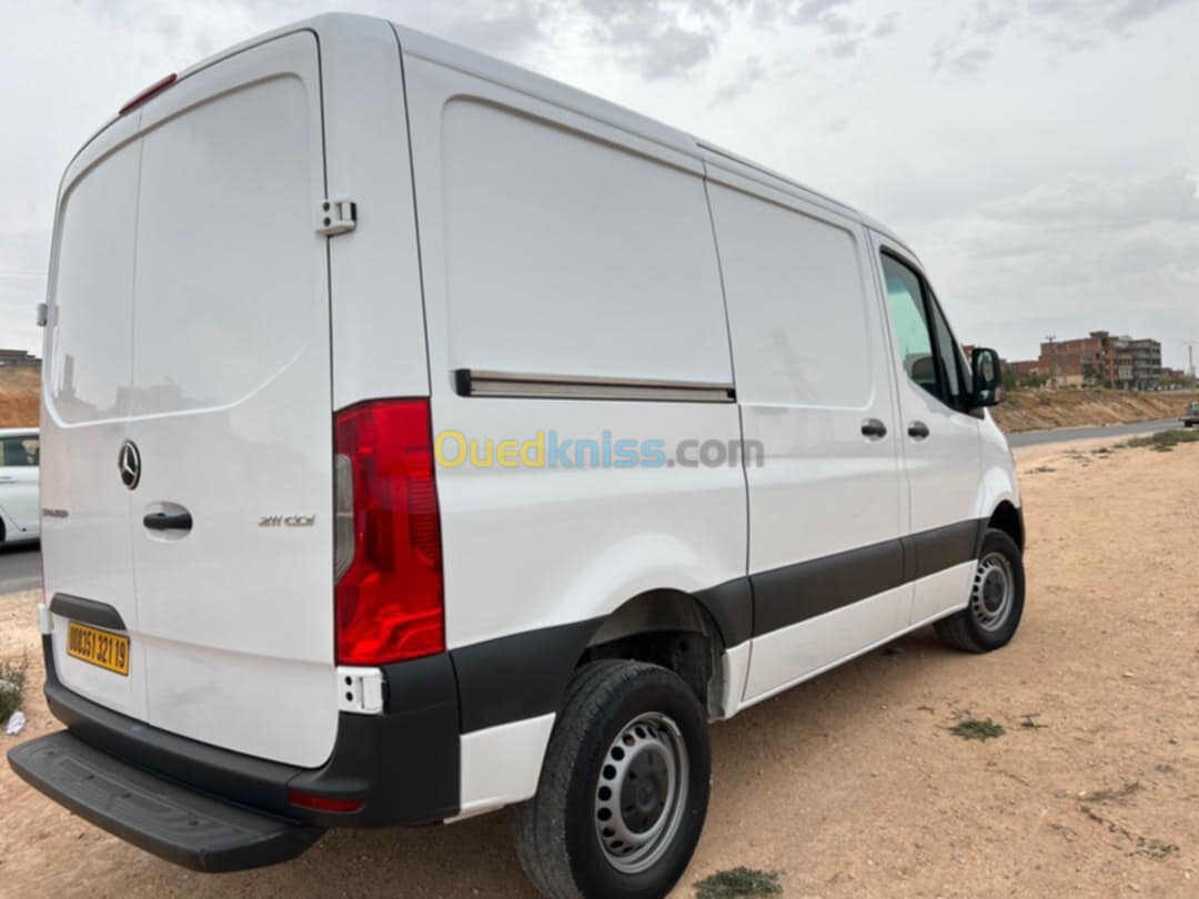 Mercedes Benz Sprinter 211 2021