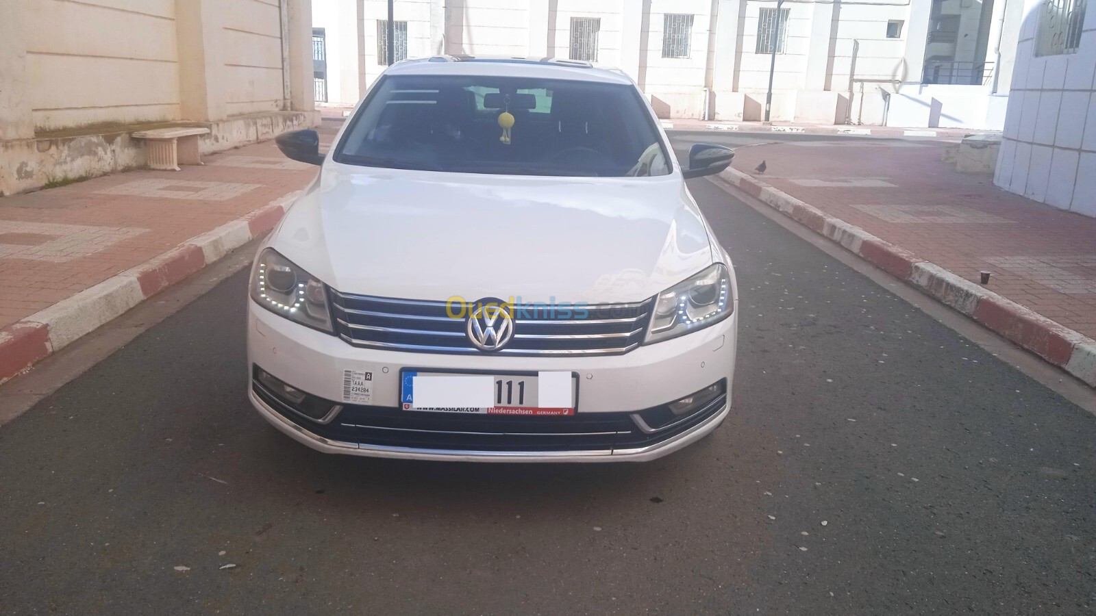 Volkswagen Passat 2011 CARAT