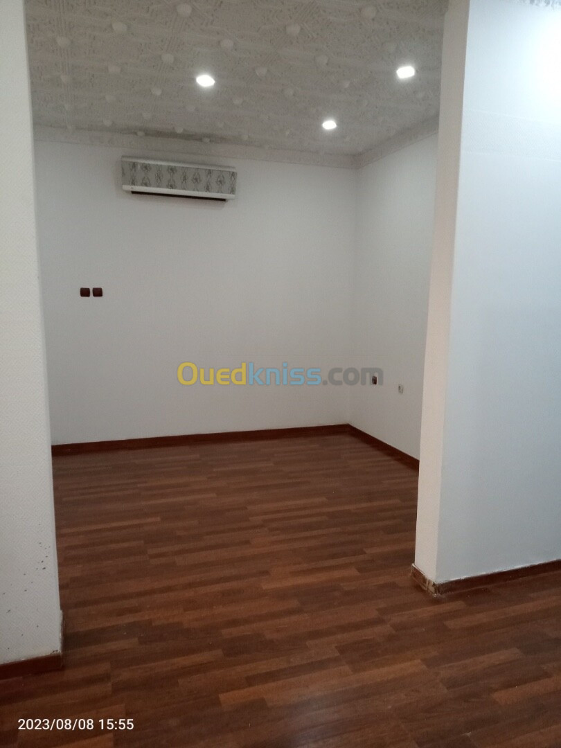 Location Appartement F2 Alger Hydra