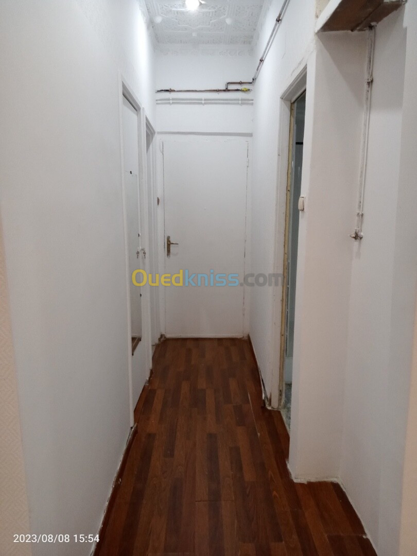 Location Appartement F2 Alger Hydra