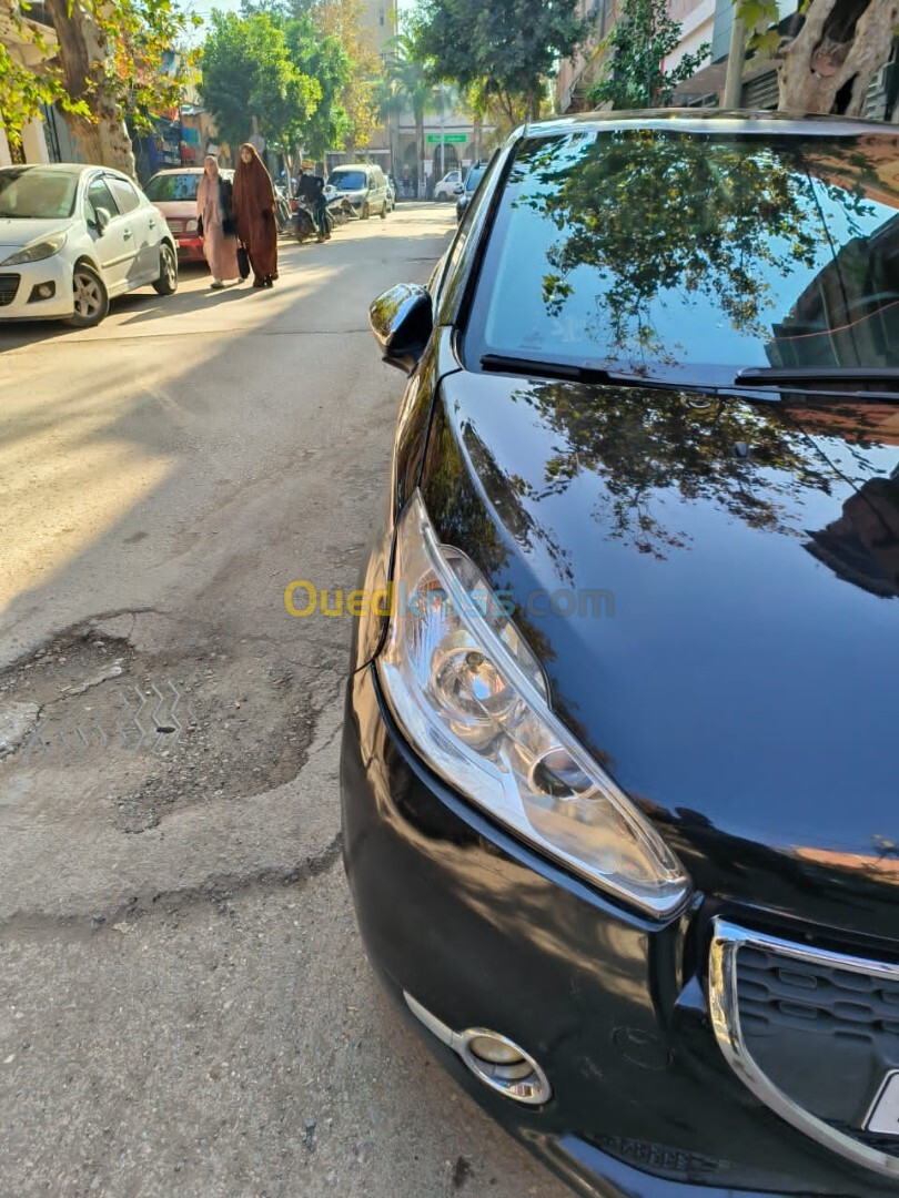 Peugeot 208 2013 Allure