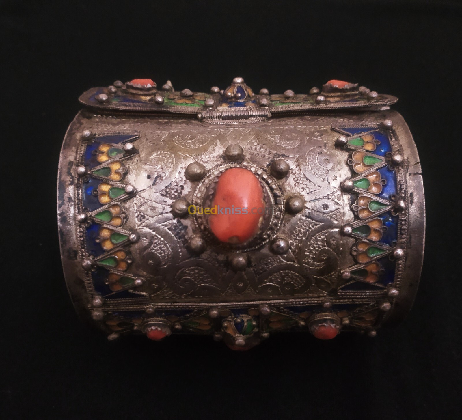 Magnifique ancien khelkhel kabyle en argent et vrai corail rouge 