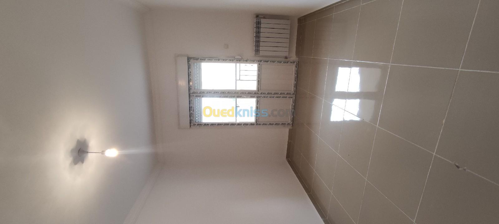 Location Appartement F5 Alger Ain benian