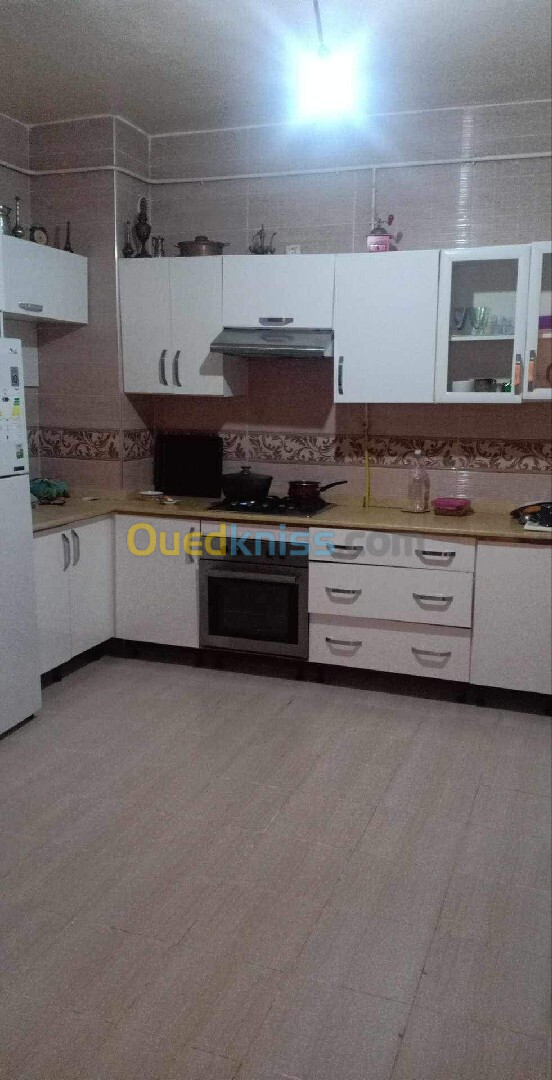 Location Appartement F4 Alger Zeralda