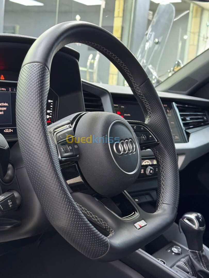 Audi A 1 2023 S line