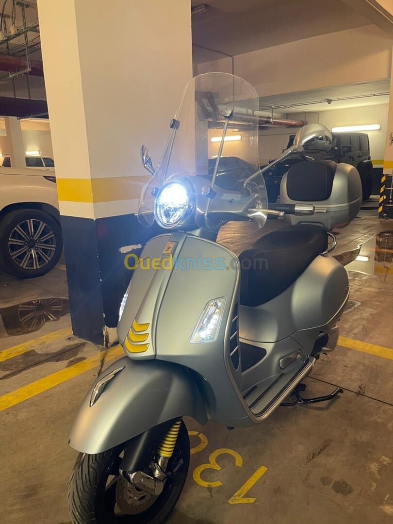 Vespa 300 Gts Piaggio 2022