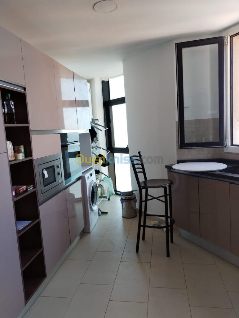 Location Appartement F5 Oran Oran