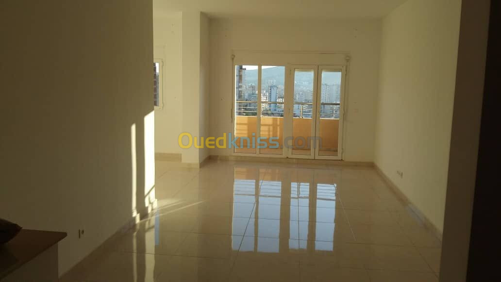 Vente Appartement F4 Oran Oran