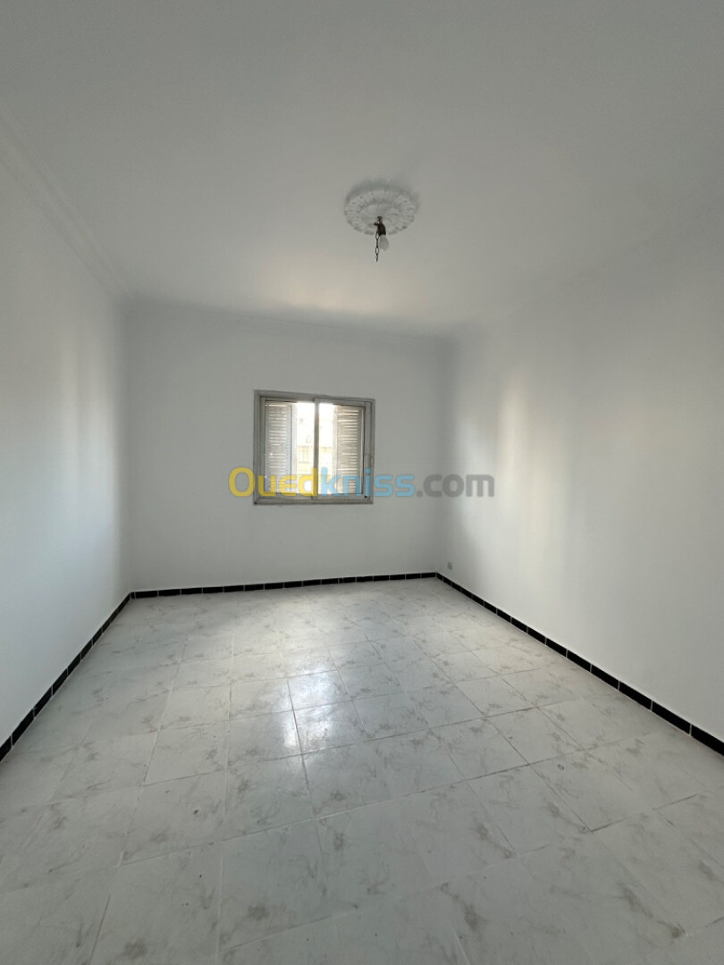 Location Appartement F3 Oran Oran