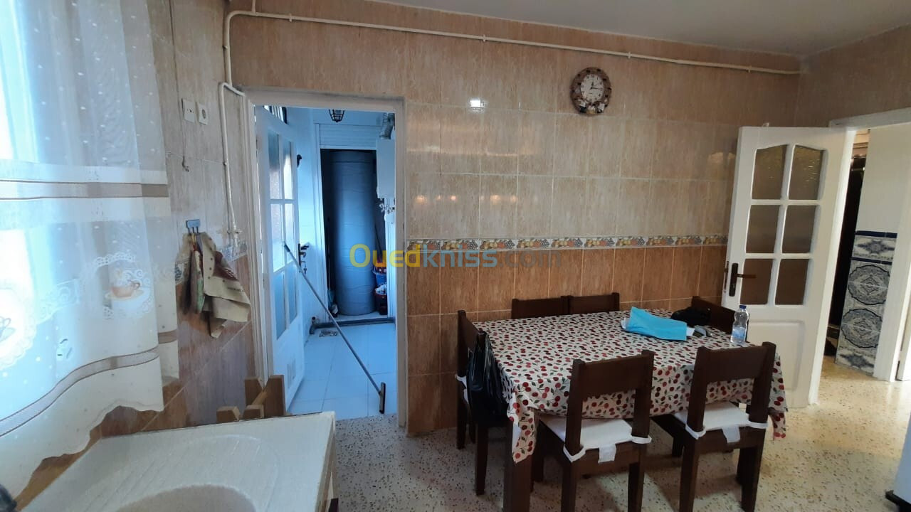 Vente Appartement F5 Alger Ain naadja