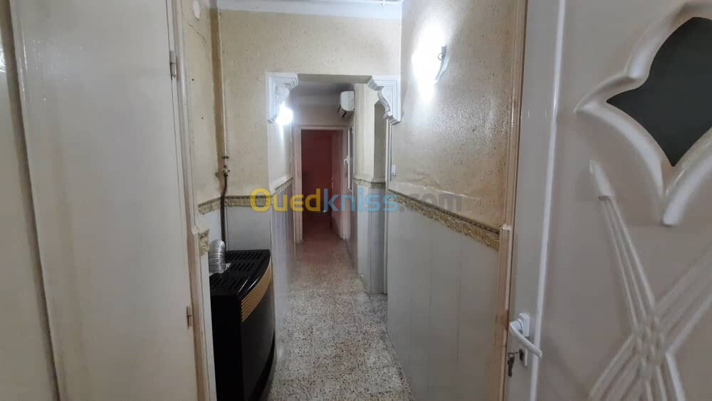 Location Appartement F3 Alger Ain naadja