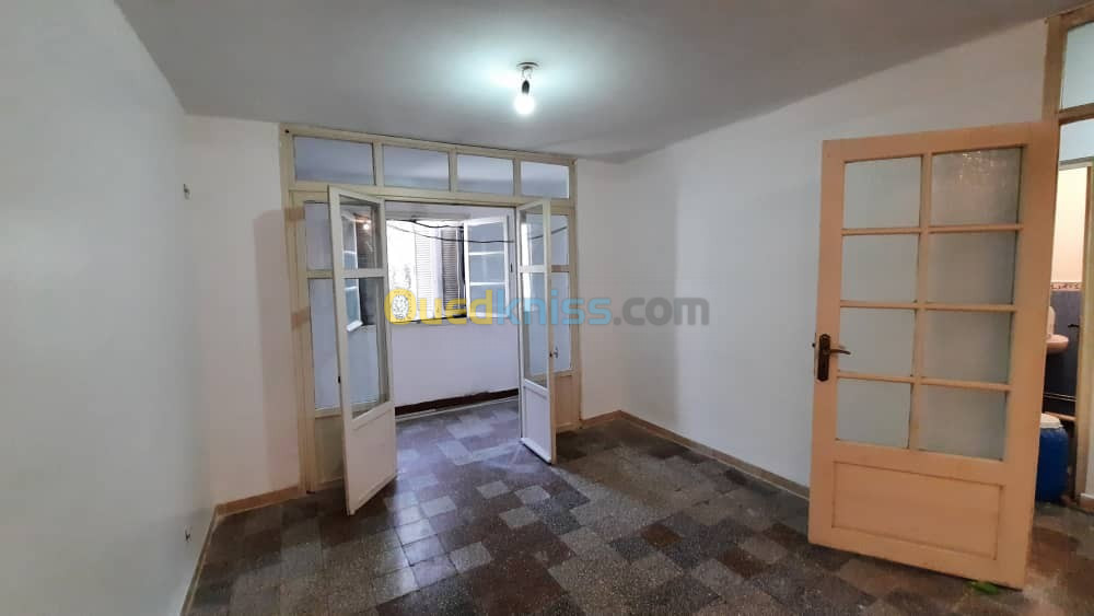 Location Appartement F4 Alger Ain naadja