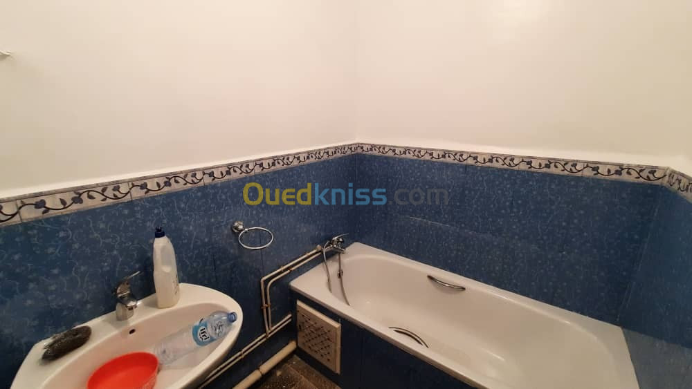 Location Appartement F4 Alger Ain naadja