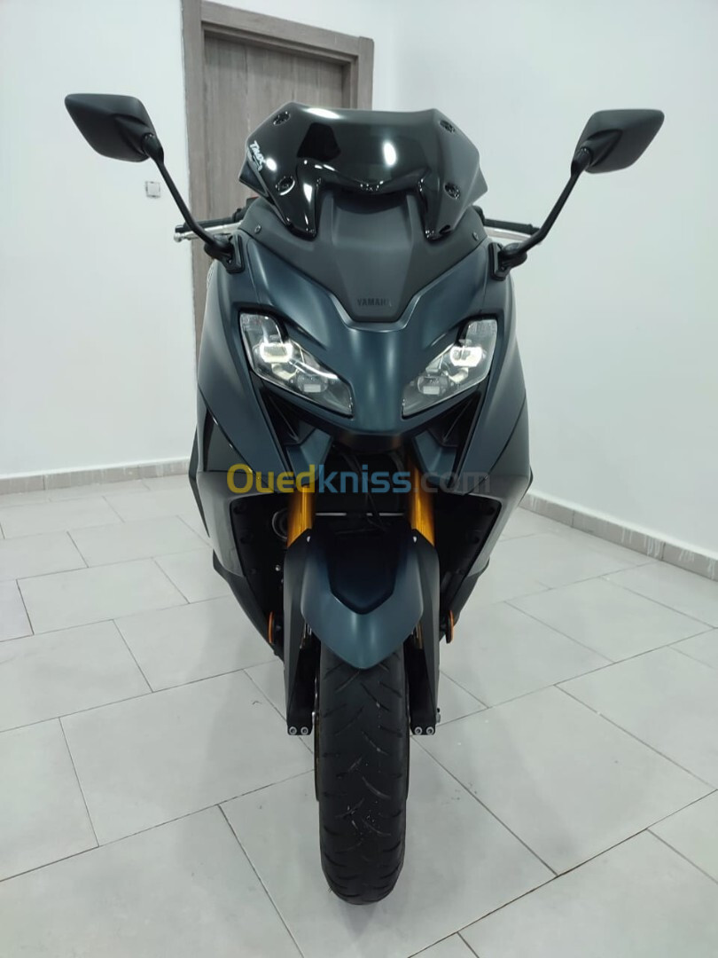 YAMAHA Tmax TechMax 2022