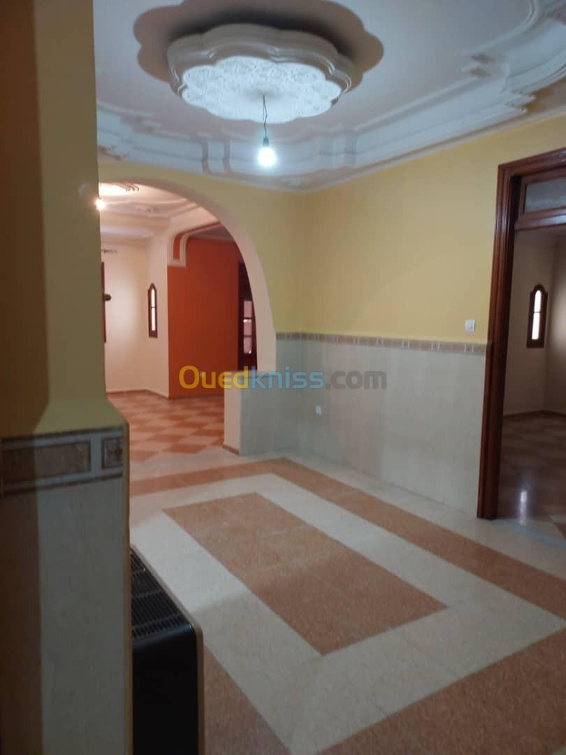 Location Appartement F4 Alger Bab ezzouar