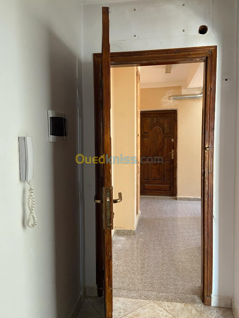 Location Appartement F3 Alger Bab ezzouar