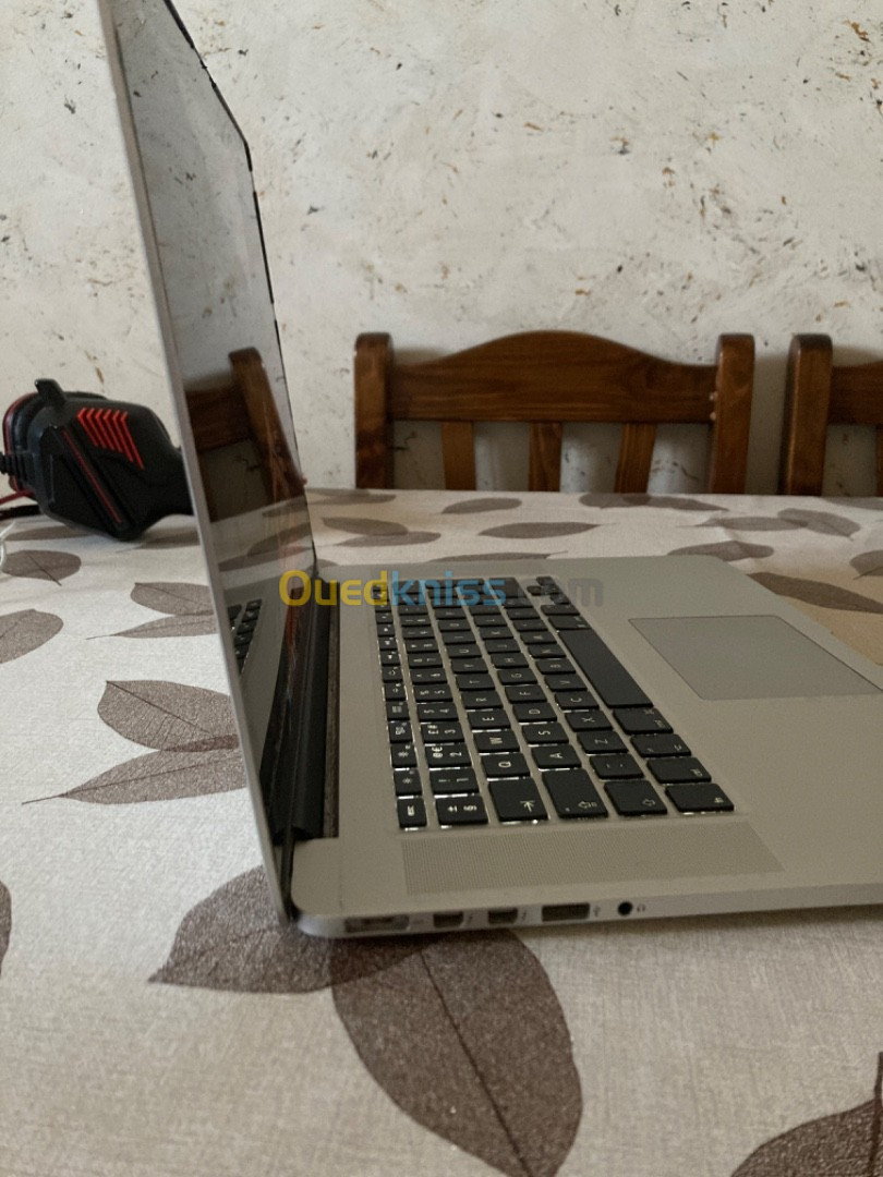 MacBook pro 2015 (i7 / 16ram /15,4 “ )