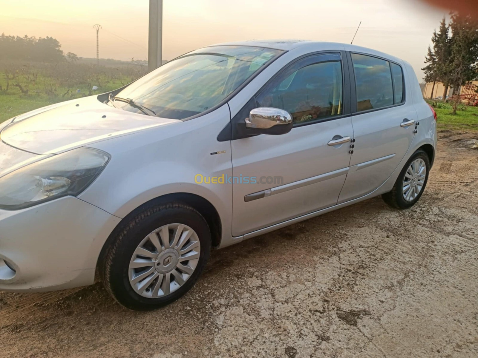 Renault Clio 3 2011 Night and Day