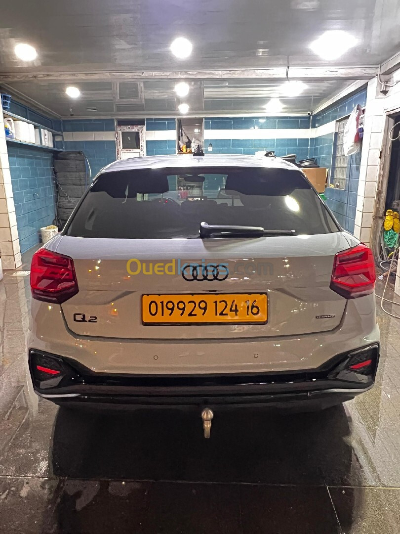 Audi Q2 2024 S LINE