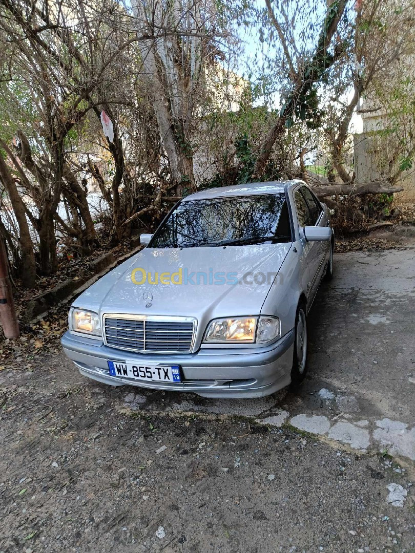 Mercedes Classe C 2000 AMG