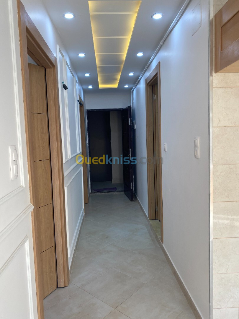 Vente Appartement F4 Alger Bordj el bahri