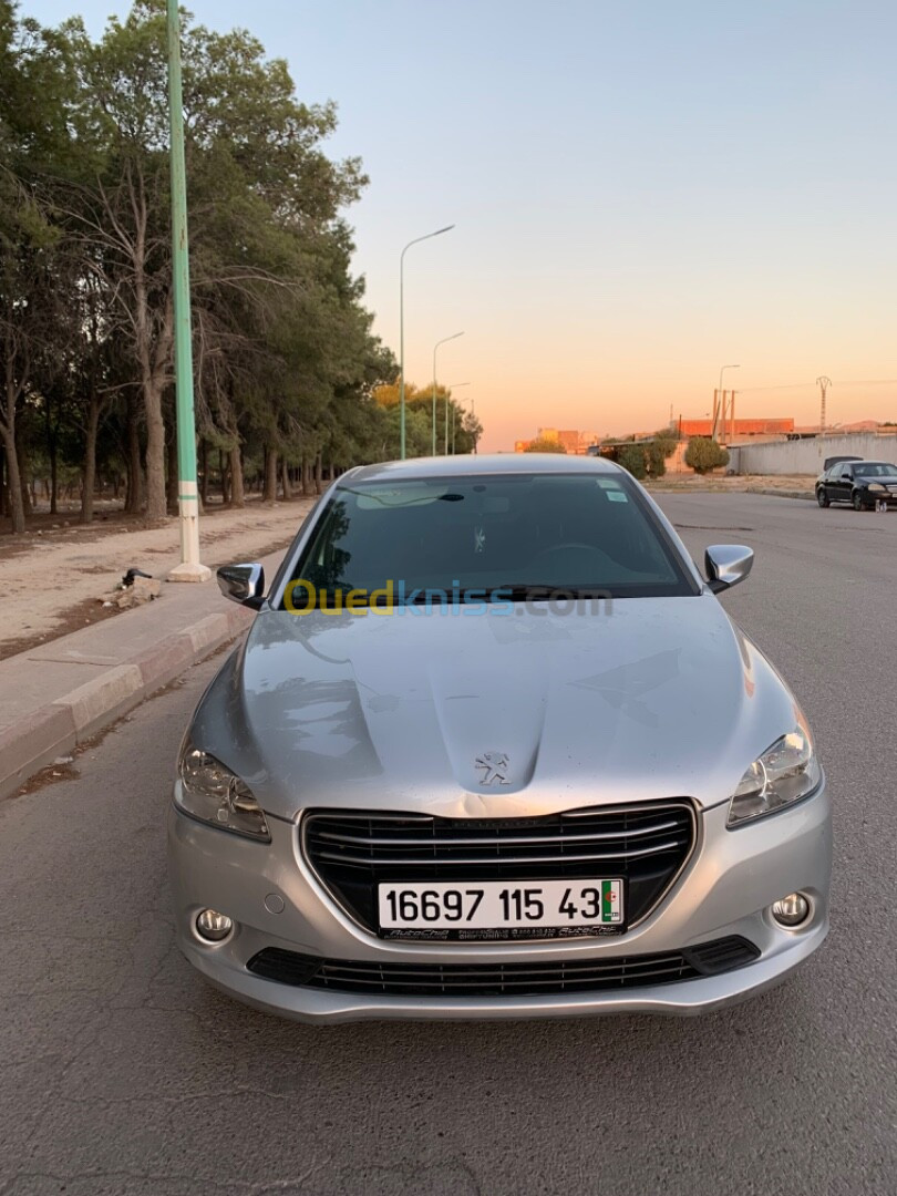 Peugeot 301 2015 pack luxe 