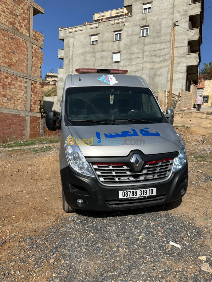 Ambulance renault Master ambulance 2019