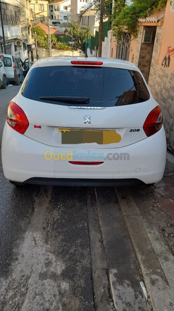 Peugeot 208 2015 Active Facelift