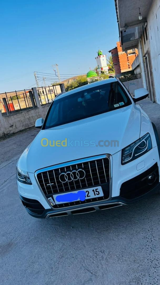 Audi Q5 2012 Off Road