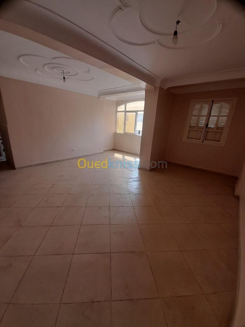 Location Appartement F4 Alger Ain naadja