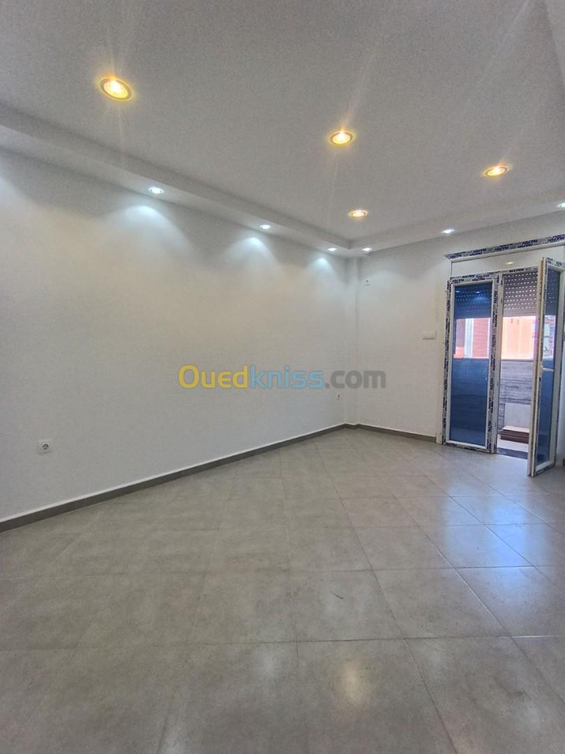 Vente Appartement F2 Alger Bordj el kiffan